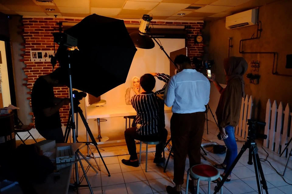 upper level studio jakarta pusat
