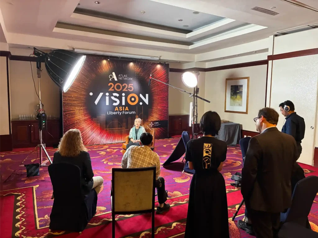 customer testimonial video shoot